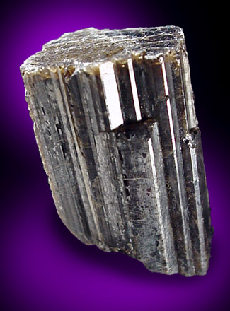 Mineral Specimens: Vesuvianite from Goodall Quarry, Sanford, Maine