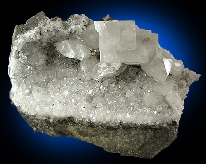 Apophyllite, Heulandite, Calcite from Prospect Park Quarry, Prospect Park, Passaic County, New Jersey