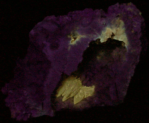 Calcite on Datolite from Millington Quarry, Bernards Township, Somerset County, New Jersey