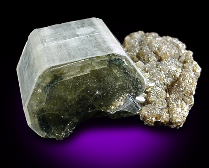 Fluorapatite on Muscovite from Panasqueira Mine, Barroca Grande, 21 km. west of Fundao, Castelo Branco, Portugal