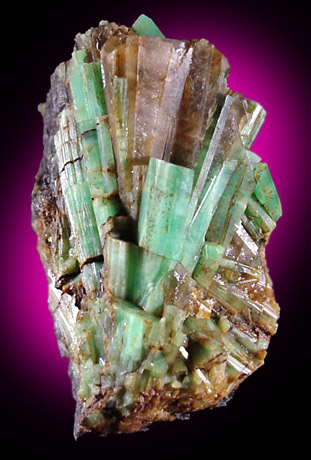 Beryl var. Emerald from Mount Dayakou tungsten mine, 6 km northeast of Mengdong village, Malipo County, Yunnan Province, China