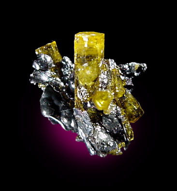 Mimetite on Cesarolite from Guatomo Mine, near Tham Thalu, south of Hat Yai, Yala Province, Thailand