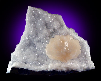 Stilbite on Quartz from Lonavala, India