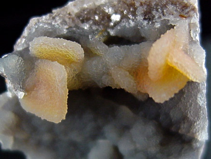 Wulfenite with Quartz from Finch Mine, north of Hayden, Banner District, Gila County, Arizona