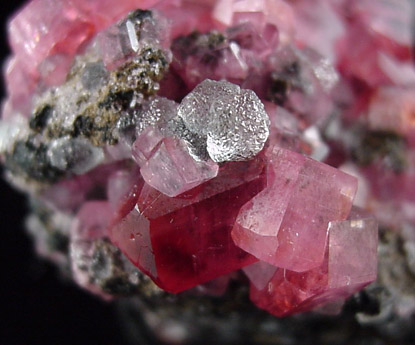 Rhodochrosite and Fluorite from Uchucchaqua Mine, Lima Dept., Peru