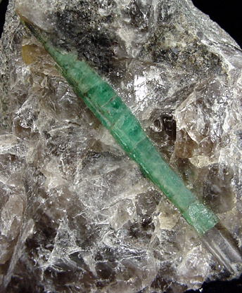 Beryl var. Emerald from Mount Dayakou tungsten mine, 6 km northeast of Mengdong village, Malipo County, Yunnan Province, China