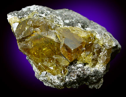 Sphalerite on Magnetite from ZCA Pierrepont Mine, Pierrepont, St. Lawrence County, New York