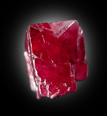 Spinel, twin crystals from Mogok District, 115 km NNE of Mandalay, Mandalay Division, Myanmar (Burma)