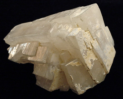 Hydroxyapophyllite-(K) (formerly apophyllite-(KOH)) from Fairfax Quarry, 6.4 km west of Centreville, Fairfax County, Virginia