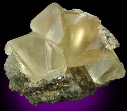 Calcite Twins from Sokolovskoe Iron Mine, west of Rudnyym, Kustany Oblast, Kazakhstan
