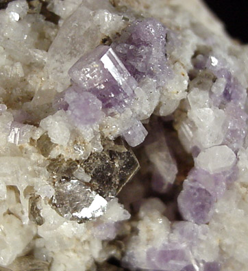 Fluorapatite on Albite, Muscovite from Tiger Bill Quarry, Greenwood, Oxford County, Maine