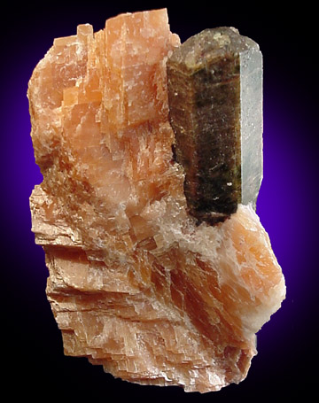 Fluorapatite in Calcite from Yates Mine, Otter Lake, Pontiac County, Qubec, Canada