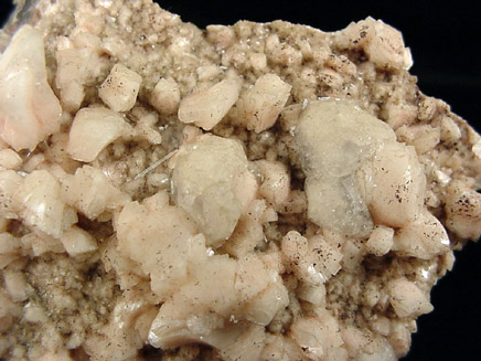 Analcime and Heulandite from Cape Blomidon, Nova Scotia, Canada