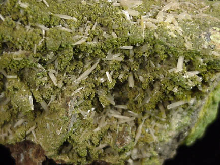 Cerussite on Pyromorphite from Silberleiten, Tyrol, Austria