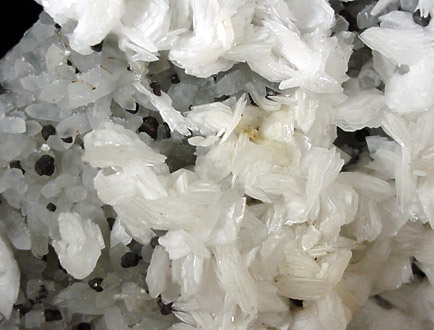 Barite on Quartz from San Genaro Mine, Castrovirreyna District, Huancavelica Department, Peru