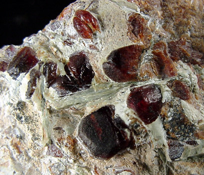 Chondrodite from Tilly Foster Iron Mine, near Brewster, Putnam County, New York