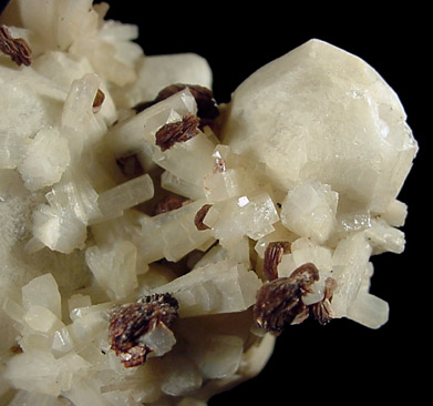 Analcime, Natrolite, Rhodochrosite from Mont Saint-Hilaire, Québec, Canada