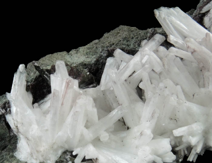 Natrolite from Millington Quarry, Bernards Township, Somerset County, New Jersey