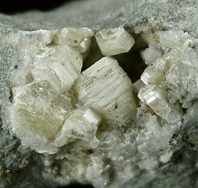 Weloganite from Francon Quarry, Montral, le de Montral, Qubec, Canada (Type Locality for Weloganite)