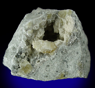 Weloganite from Francon Quarry, Montral, le de Montral, Qubec, Canada (Type Locality for Weloganite)