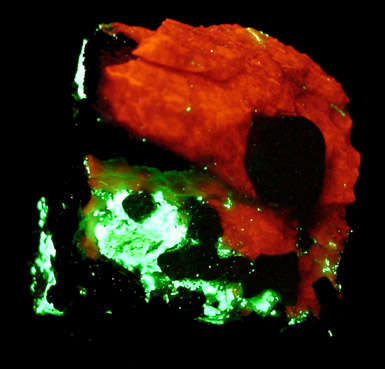 Franklinite, Willemite, Calcite from Sterling Mine, Ogdensburg, Sterling Hill, Sussex County, New Jersey (Type Locality for Franklinite)