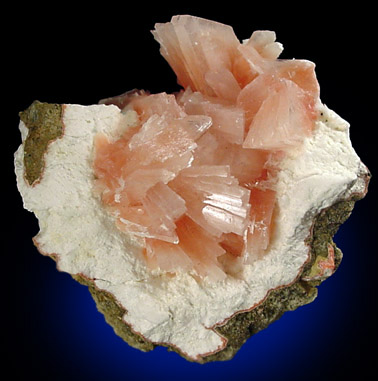 Heulandite-Ca with Mordenite from Rat's Nest Claim, near Challis, Custer County, Idaho