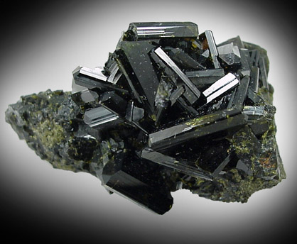 Epidote from Kuh-e Khorram, near Kuhandan, Zagros Mountains, Markazi Province, Iran