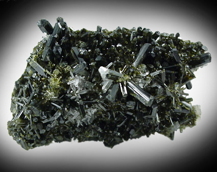 Epidote from Kuh-e Khorram, near Kuhandan, Zagros Mountains, Markazi Province, Iran