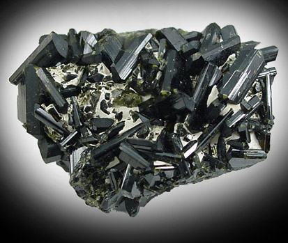 Epidote from Kuh-e Khorram, near Kuhandan, Zagros Mountains, Markazi Province, Iran