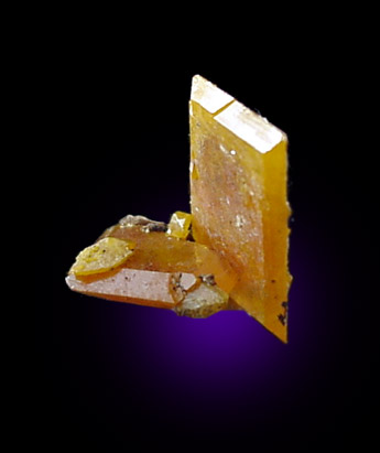 Wulfenite from Rowley Mine, 20 km northwest of Theba, Painted Rock Mountains, Maricopa County, Arizona