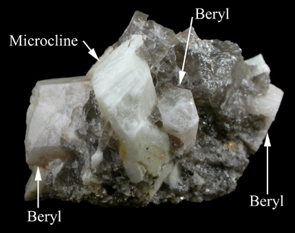 Beryl, Microcline, Apatite from Gillette Quarry, Haddam Neck, Middlesex County, Connecticut