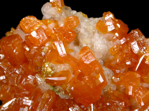 Wulfenite with Mimetite from Sierra de Los Lamentos, Chihuahua, Mexico