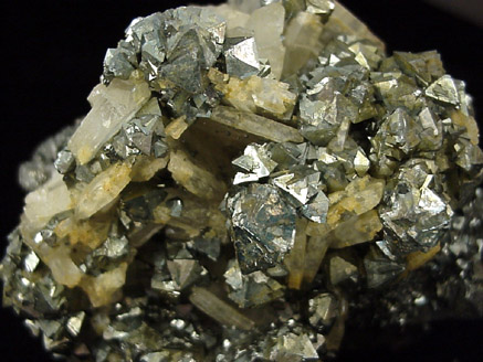 Pyrite and Barite from Nistru, Romania