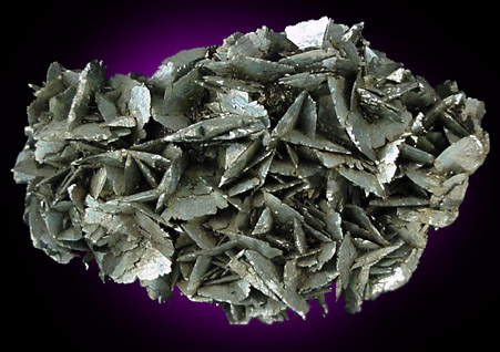 Marcasite from Rensselaer Quarry, Pleasant Ridge, 6 km east of Rensselaer, Jasper County, Indiana