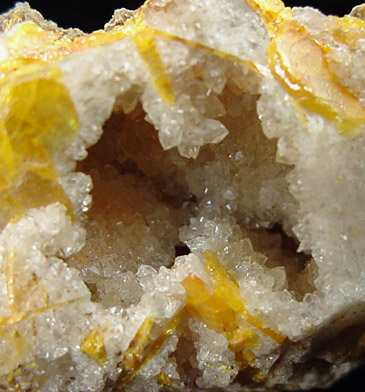 Wulfenite and Quartz from Mammoth Mine, Pinal County, Arizona