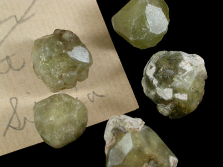 Grossular Garnets from riverbank at confluence Vilyui (Wilui) River and Akhtaragda River, near Chernyshevsk, Sakha, Siberia, Russia (Type Locality for Grossular Garnet)