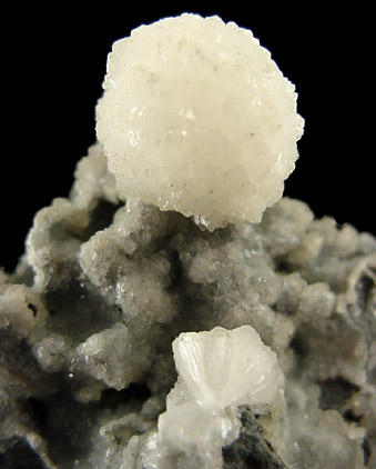 Stilbite from Braen's Quarry, Haledon, Passaic County, New Jersey