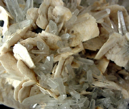 Calcite on Quartz from Pachapaqui District, Bolognesi Province, Ancash Department, Peru