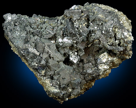 Enargite (twinned crystal) from Casapalca District, Huarochiri Province, Peru