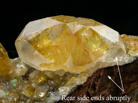 Calcite (twinned crystals) from Daye, Huangshi, Hubei, China