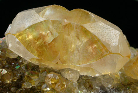 Calcite (twinned crystals) from Daye, Huangshi, Hubei, China