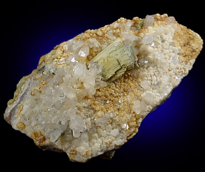 Babingtonite on Quartz from Cinque Quarry, East Haven, New Haven County, Connecticut