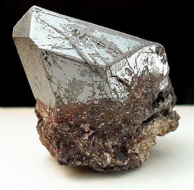 Rutile from Graves Mountain, 19.5 km east of Washington, Lincoln County, Georgia