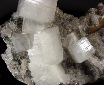 Apophyllite, Stilbite, Quartz from New Street Quarry, Paterson, Passaic County, New Jersey