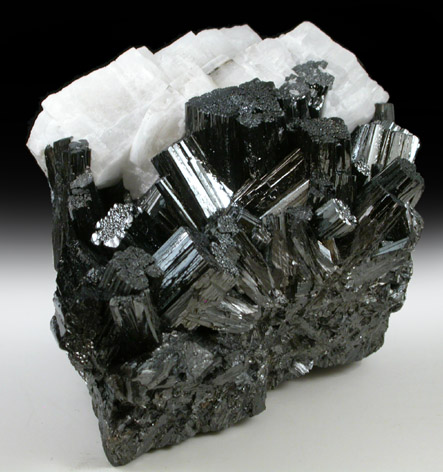 Manganite and Barite from Ilfeld, Thuringia, Germany (Type Locality for Manganite)