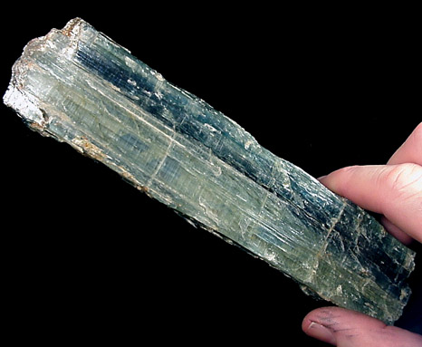 Kyanite from Sultan Hamud, 120 km southeast of Nairobi, Kenya