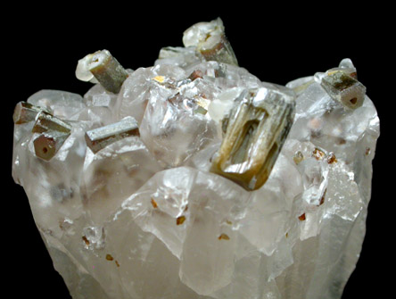 Vanadinite and Calcite on Quartz from Apex Mine, San Carlos, Manuel Benavides, Chihuahua, Mexico