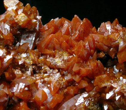 Wulfenite (pseudo-scalenohedral crystals) from Villa Ahumada, Sierra de Los Lamentos, Chihuahua, Mexico