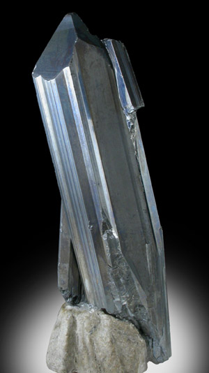 Stibnite from Ichinokawa Mine, Shikoku Island, Ehime Prefecture, Japan