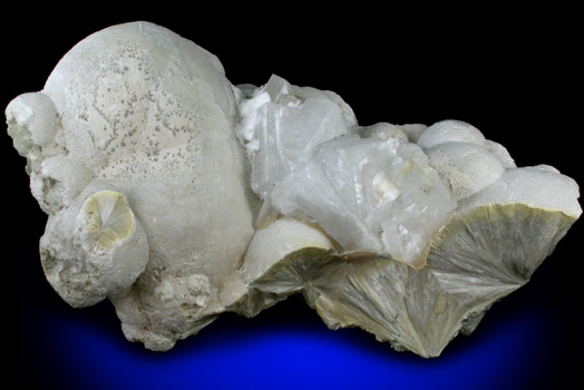Pectolite, Apophyllite, Thaumasite from New Street Quarry, Paterson, Passaic County, New Jersey